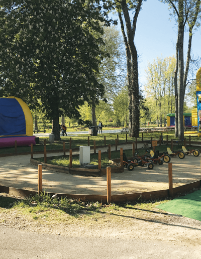 Petite piste karts à pédales
