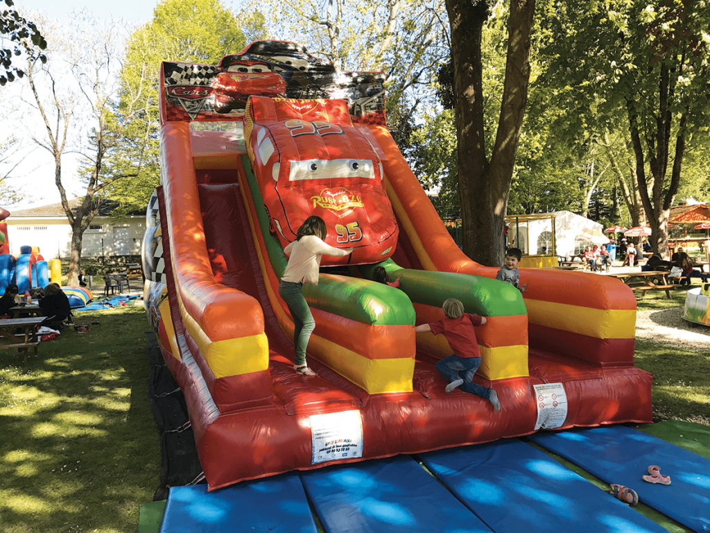 Toboggan Cars
