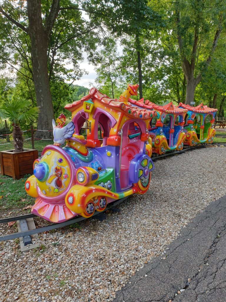 Le Rainbow Train